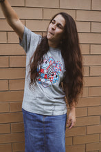 Load image into Gallery viewer, all the america things tee
